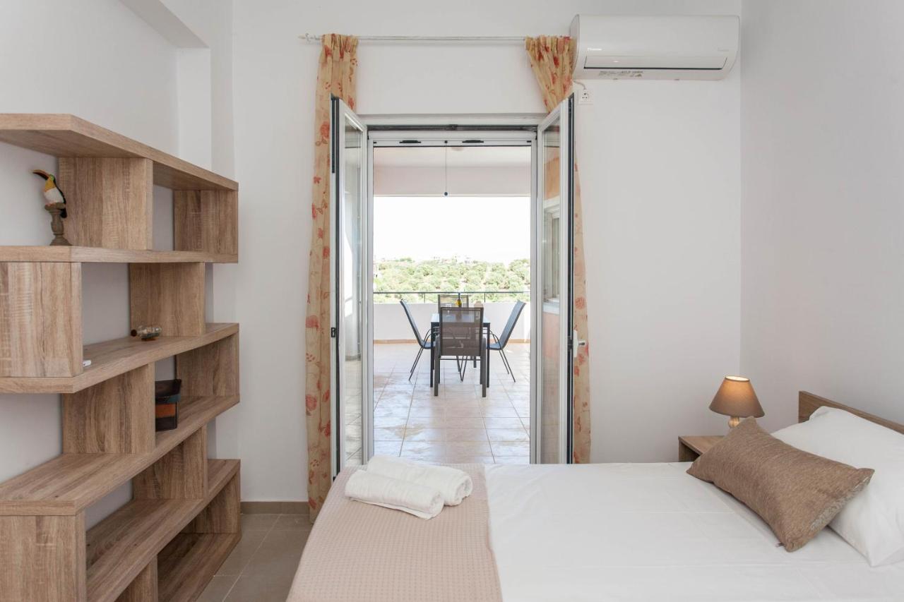 Hillside Seaview Apartment Сталос Екстер'єр фото