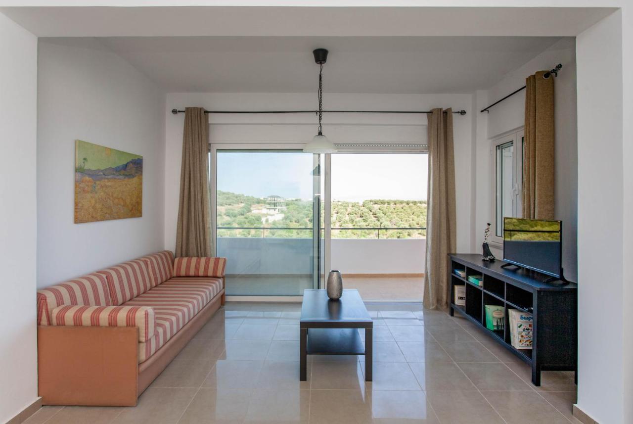 Hillside Seaview Apartment Сталос Екстер'єр фото