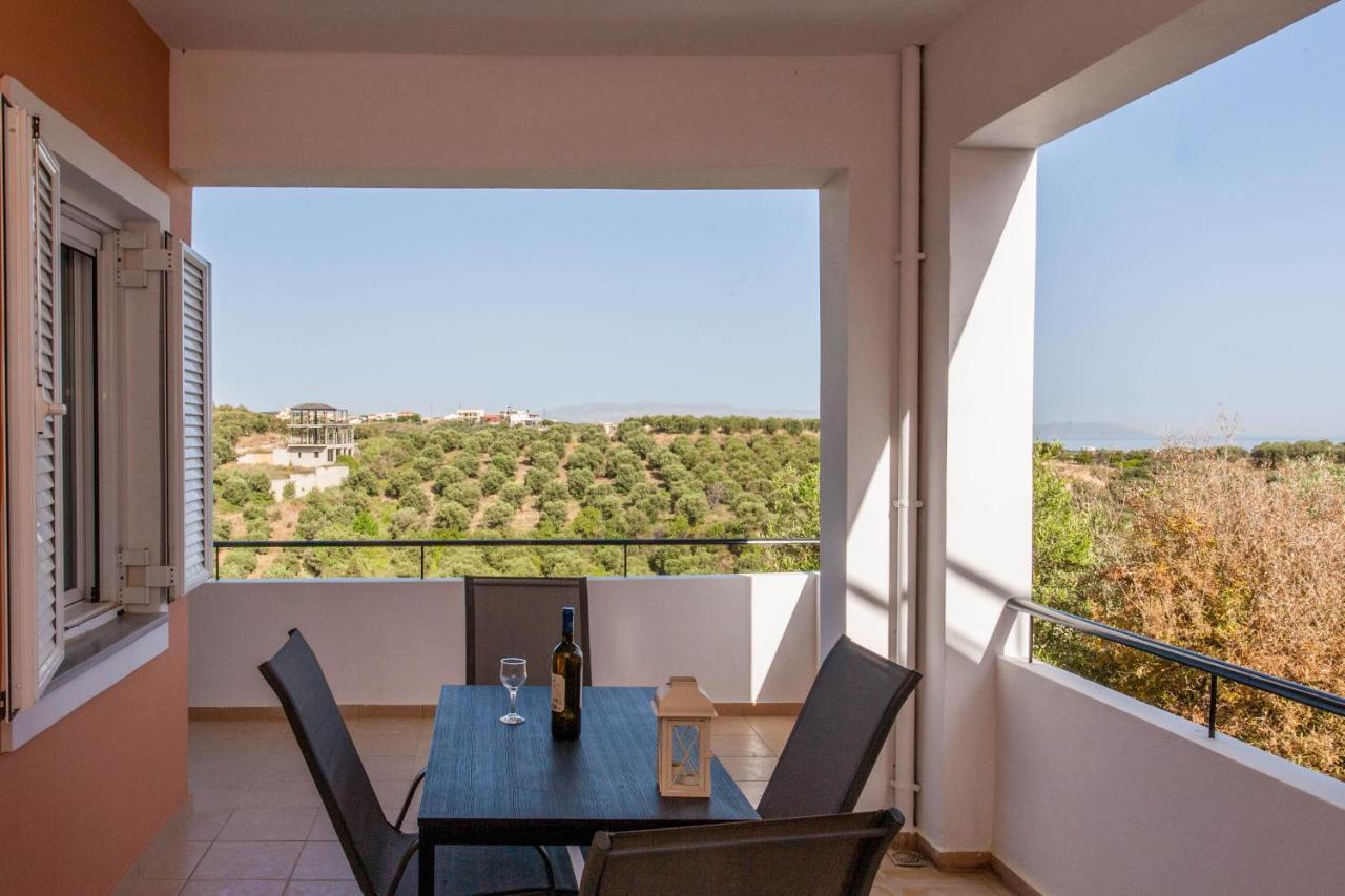 Hillside Seaview Apartment Сталос Екстер'єр фото